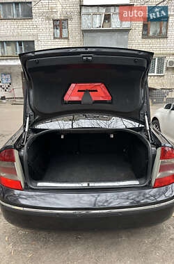 Лифтбек Skoda Superb 2006 в 