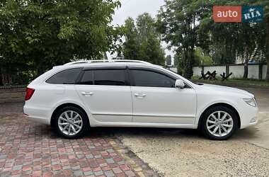 Универсал Skoda Superb 2011 в 