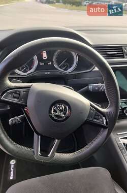 Универсал Skoda Superb 2019 в 