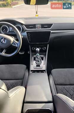 Универсал Skoda Superb 2019 в 