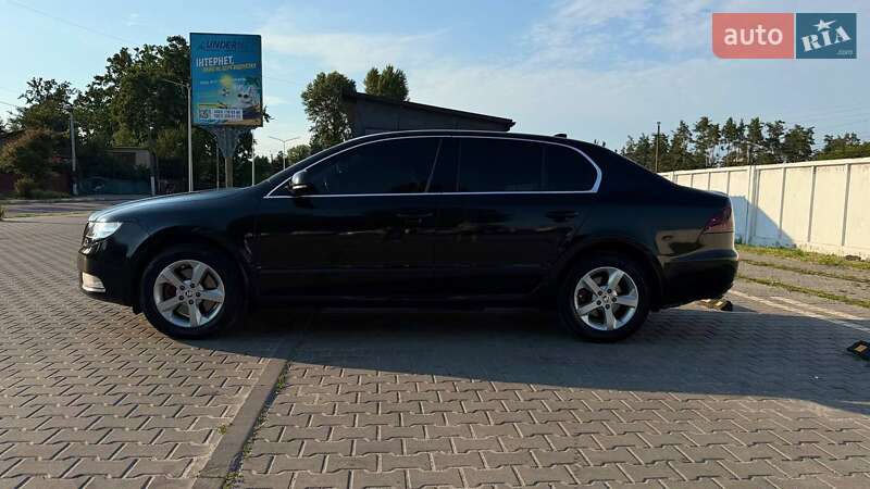 Универсал Skoda Superb 2012 в Киеве