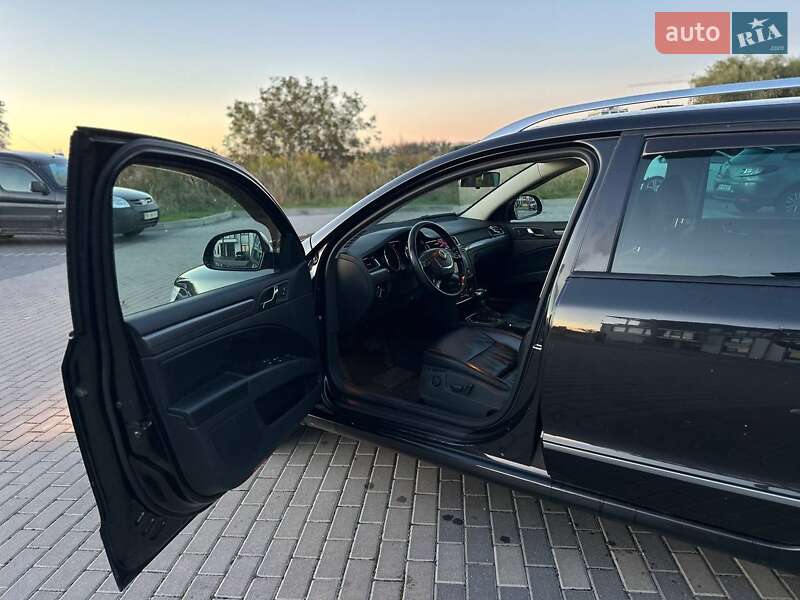 Универсал Skoda Superb 2012 в Ровно
