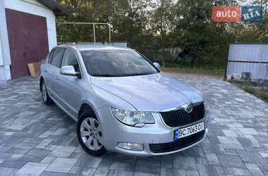Лифтбек Skoda Superb 2008 в 