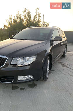 Универсал Skoda Superb 2011 в 