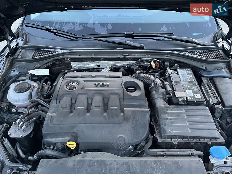 Универсал Skoda Superb 2018 в Львове