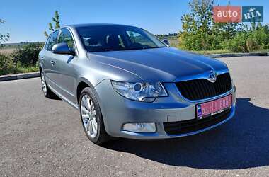 Лифтбек Skoda Superb 2010 в Ровно