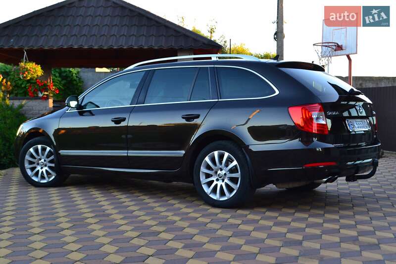 Универсал Skoda Superb 2014 в Сарнах