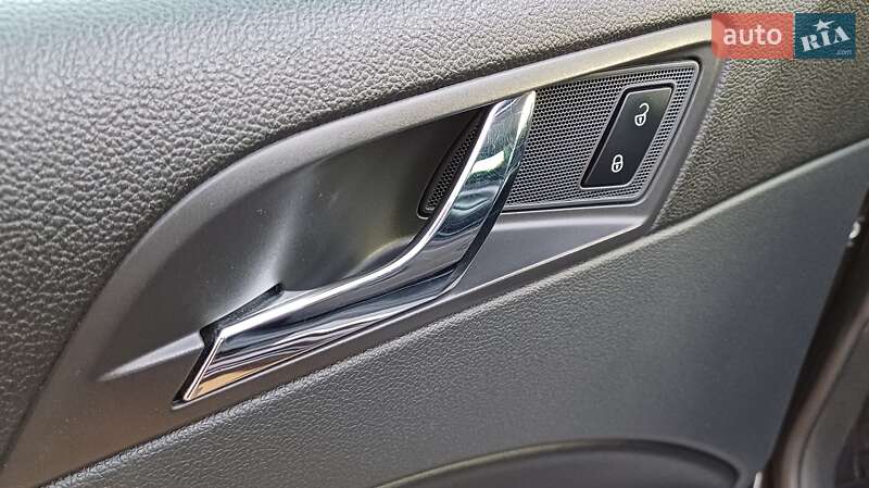 Универсал Skoda Superb 2014 в Сарнах