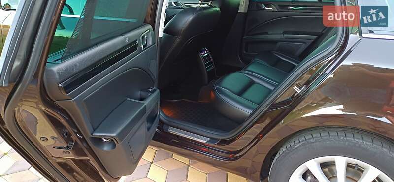Универсал Skoda Superb 2014 в Сарнах