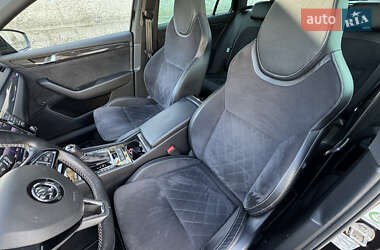 Лифтбек Skoda Superb 2017 в 