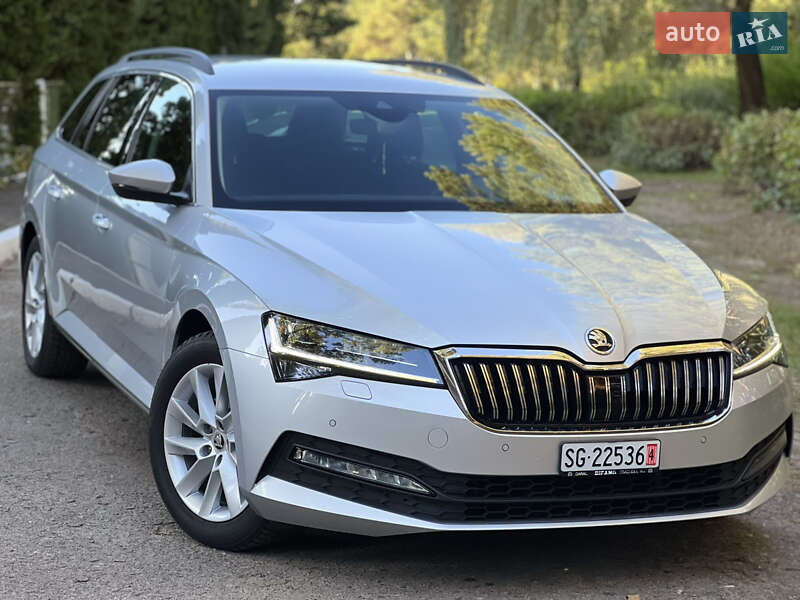 Универсал Skoda Superb 2019 в Дубно