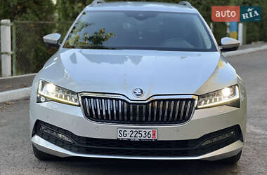 Универсал Skoda Superb 2019 в 