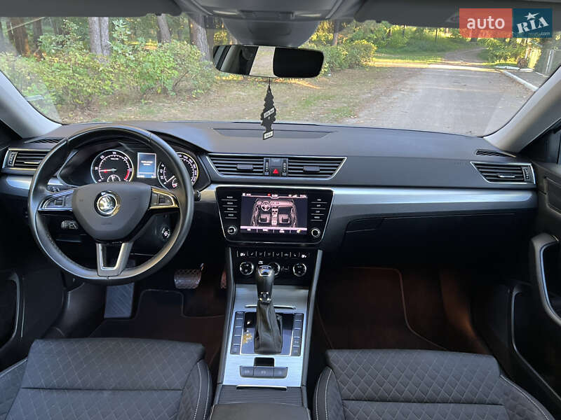Универсал Skoda Superb 2019 в Дубно