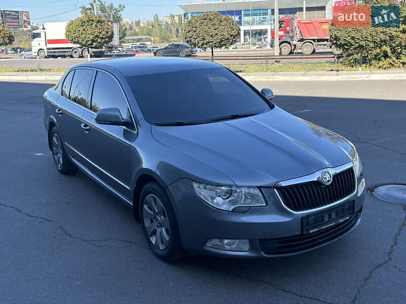 Лифтбек Skoda Superb 2008 в Кривом Роге