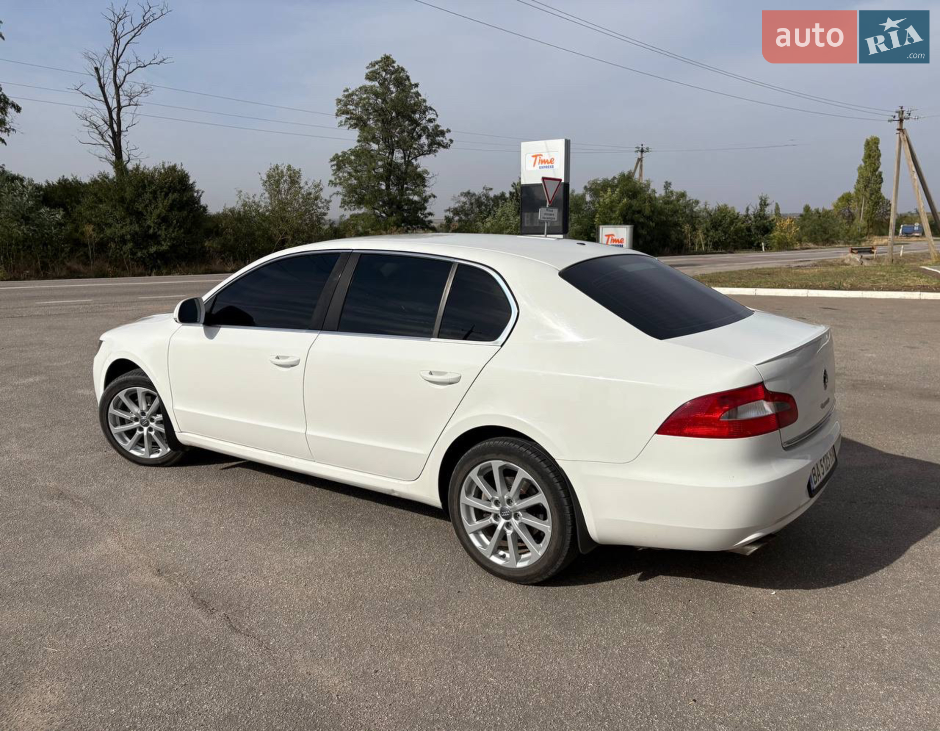 2012 Skoda Superb - мініатюра 3