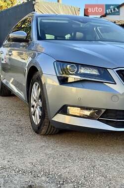 Универсал Skoda Superb 2017 в 
