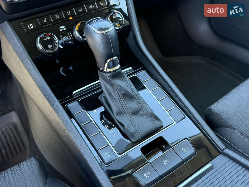 Лифтбек Skoda Superb 2019 в Стрые