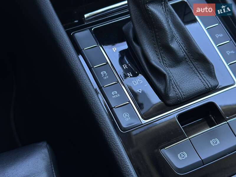 Универсал Skoda Superb 2017 в Киеве