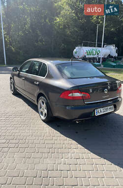 Лифтбек Skoda Superb 2008 в 