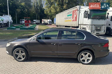 Лифтбек Skoda Superb 2008 в 