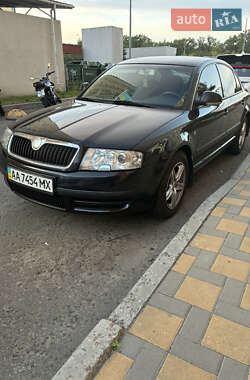 Лифтбек Skoda Superb 2007 в 