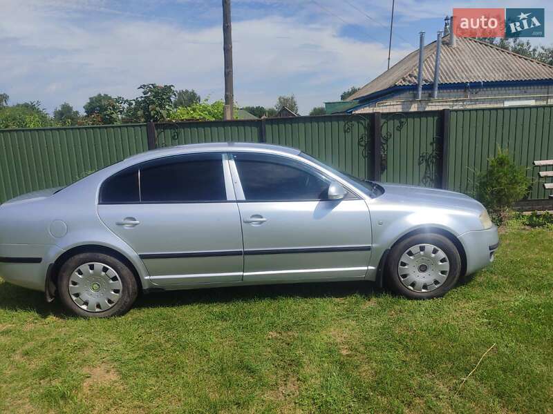 Лифтбек Skoda Superb 2008 в Нежине