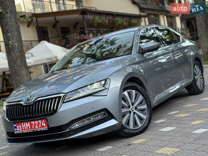 Лифтбек Skoda Superb 2021 в Трускавце
