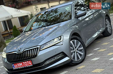 Лифтбек Skoda Superb 2021 в 