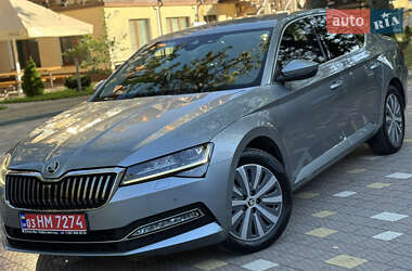Лифтбек Skoda Superb 2021 в 