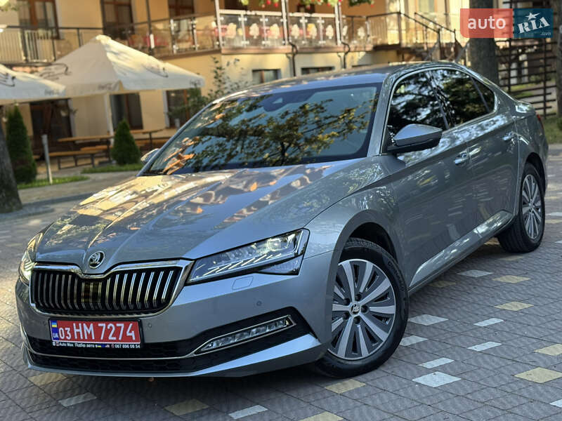 Лифтбек Skoda Superb 2021 в Трускавце