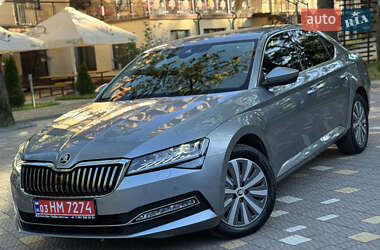 Лифтбек Skoda Superb 2021 в 