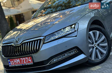 Лифтбек Skoda Superb 2021 в 