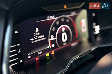 Лифтбек Skoda Superb 2021 в 