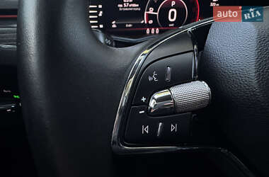 Лифтбек Skoda Superb 2021 в 