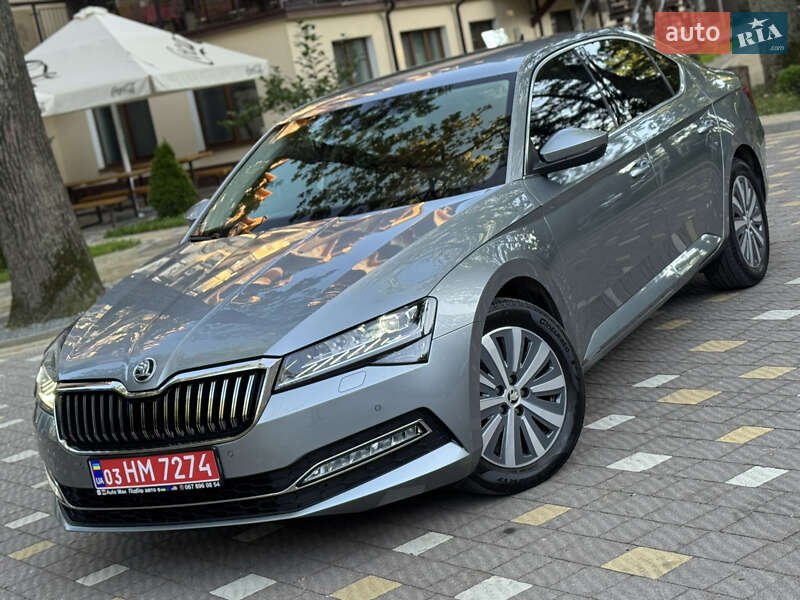 Лифтбек Skoda Superb 2021 в Трускавце