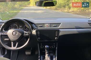 Универсал Skoda Superb 2018 в 