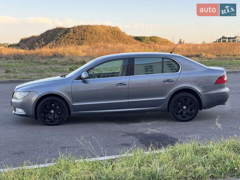 Лифтбек Skoda Superb 2008 в Виннице