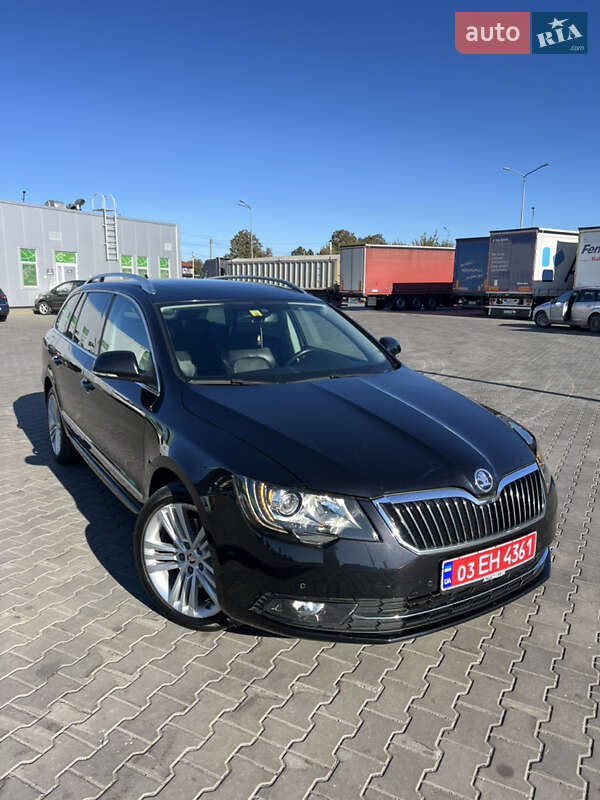 Универсал Skoda Superb 2014 в Луцке