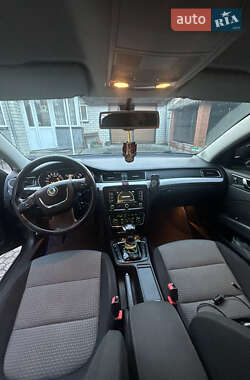 Универсал Skoda Superb 2011 в 