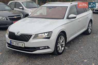 Универсал Skoda Superb 2019 в 