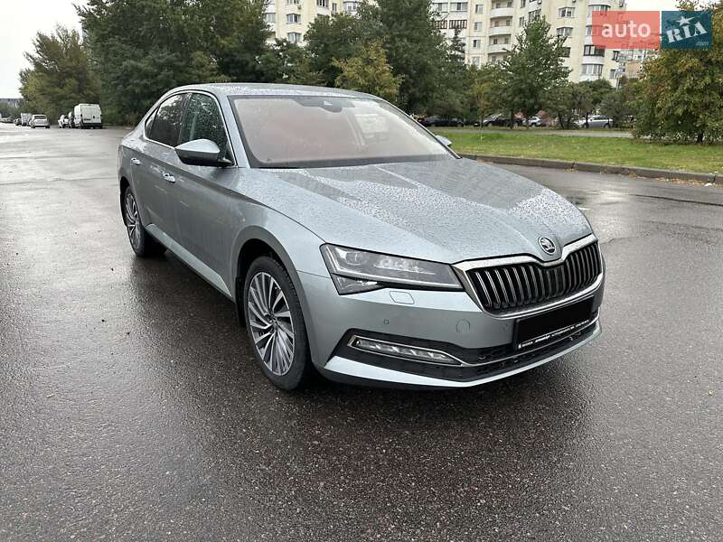 Skoda Superb 2021