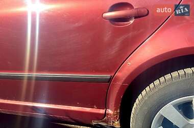 Лифтбек Skoda Superb 2002 в 