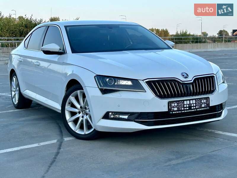 Лифтбек Skoda Superb 2015 в Киеве фото 5 Лифтбек Skoda Superb 2015 в Киеве
