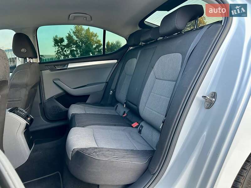 Лифтбек Skoda Superb 2015 в Киеве фото 19 Лифтбек Skoda Superb 2015 в Киеве