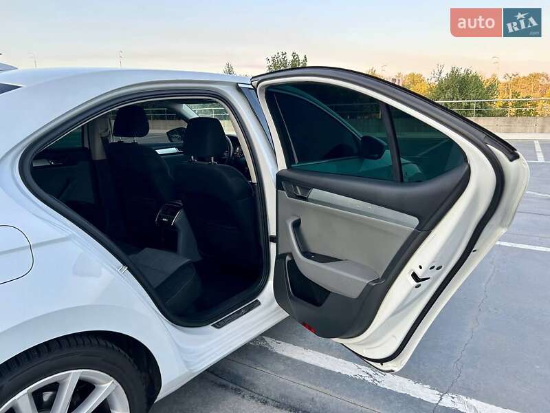 Лифтбек Skoda Superb 2015 в Киеве фото 25 Лифтбек Skoda Superb 2015 в Киеве