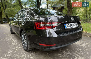 Лифтбек Skoda Superb 2019 в 