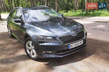 Універсал Skoda Superb 2017 в Львові