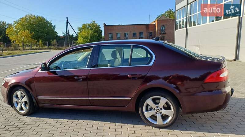 Лифтбек Skoda Superb 2009 в Бершади
