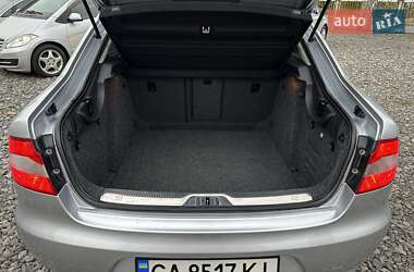 Лифтбек Skoda Superb 2012 в 