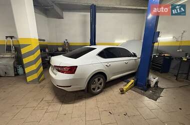 Skoda Superb 2016